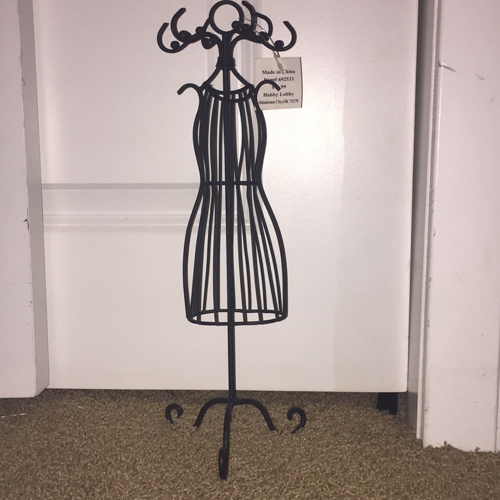 JEWELRY HOLDER
